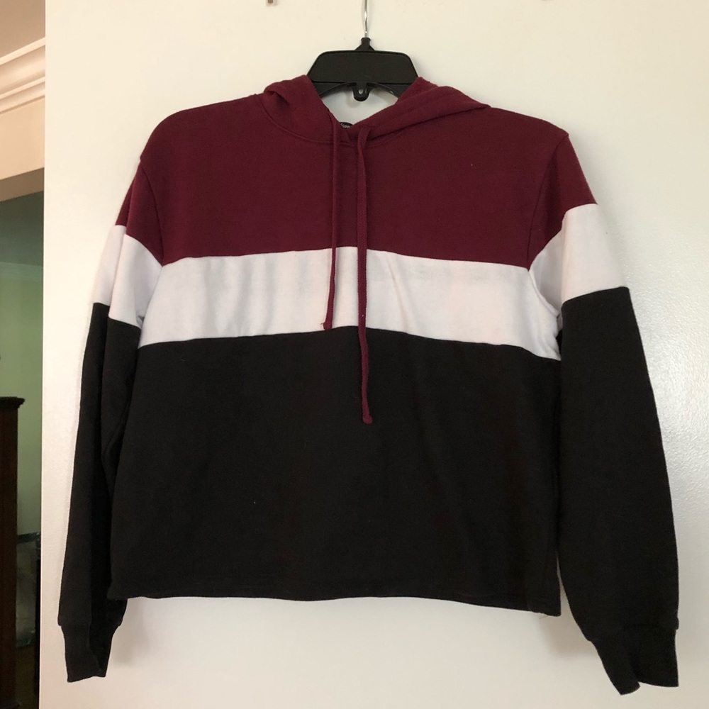 Woman’s Cropped sweatshirt